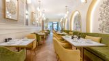 <b>Hotel Claridge Restaurant</b>. Images powered by <a href="https://iceportal.shijigroup.com/" title="IcePortal" target="_blank">IcePortal</a>.
