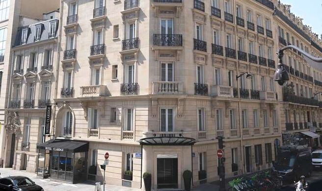 Hotel Claridge Exterior
