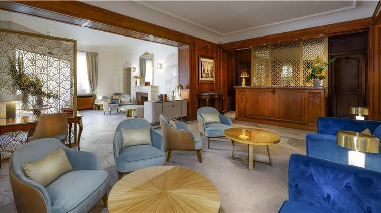 Hotel Claridge Lobby