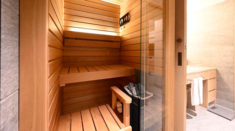 <b>Portopia Hotel Room</b>. Images powered by <a href="https://iceportal.shijigroup.com/" title="IcePortal" target="_blank">IcePortal</a>.