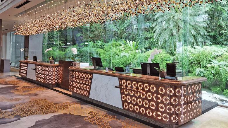 <b>Sama Sama Hotel KL International Airport Lobby</b>. Images powered by <a href="https://iceportal.shijigroup.com/" title="IcePortal" target="_blank">IcePortal</a>.