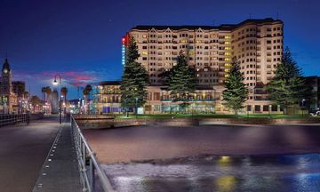 Stamford Grand Adelaide