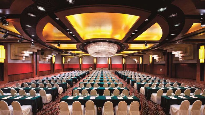<b>Sunworld Dynasty Hotel Ballroom</b>. Images powered by <a href="https://iceportal.shijigroup.com/" title="IcePortal" target="_blank">IcePortal</a>.