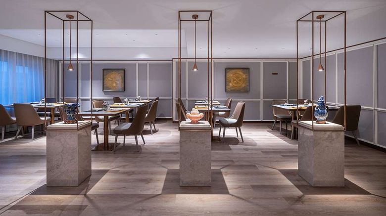 <b>Sunworld Dynasty Hotel Restaurant</b>. Images powered by <a href="https://iceportal.shijigroup.com/" title="IcePortal" target="_blank">IcePortal</a>.