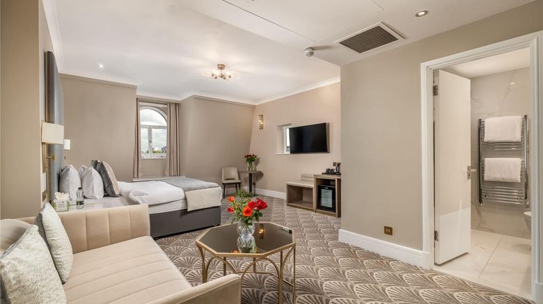 <b>The Washington Mayfair Suite</b>. Images powered by <a href="https://iceportal.shijigroup.com/" title="IcePortal" target="_blank">IcePortal</a>.