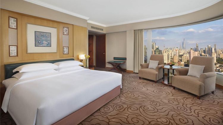 The Kunlun Jing An Suite