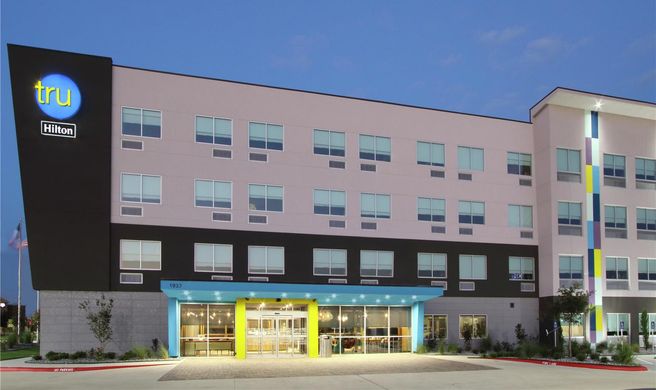Tru by Hilton Bryan College Station Exterior