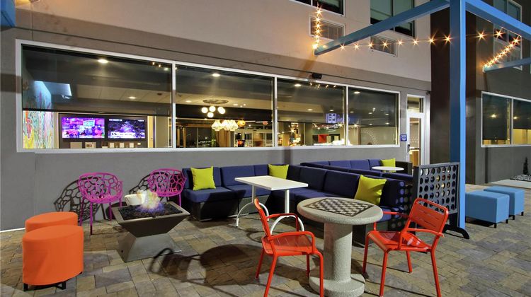 Tru by Hilton Bryan College Station Exterior