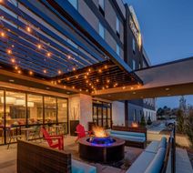 Home2 Suites by Hilton Reno Exterior
