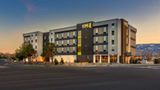 <b>Home2 Suites by Hilton Reno Exterior</b>. Images powered by <a href="https://iceportal.shijigroup.com/" title="IcePortal" target="_blank">IcePortal</a>.