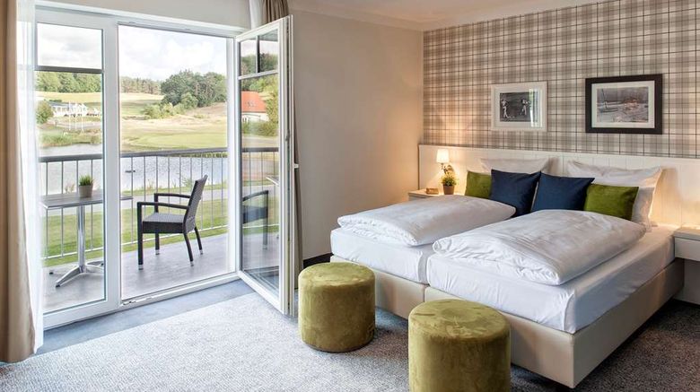<b>Dorint Usedom Resort Baltic Hills Room</b>. Images powered by <a href="https://iceportal.shijigroup.com/" title="IcePortal" target="_blank">IcePortal</a>.