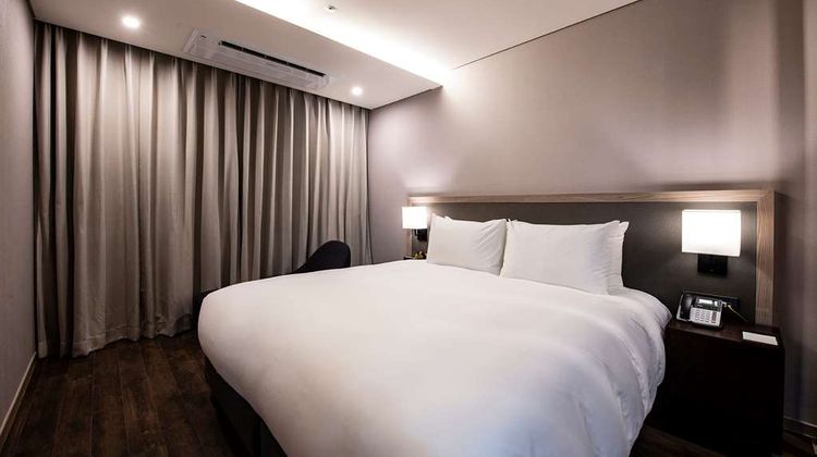 Ramada Suites Geoje Suite
