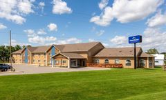 AmericInn by Wyndham Jefferson