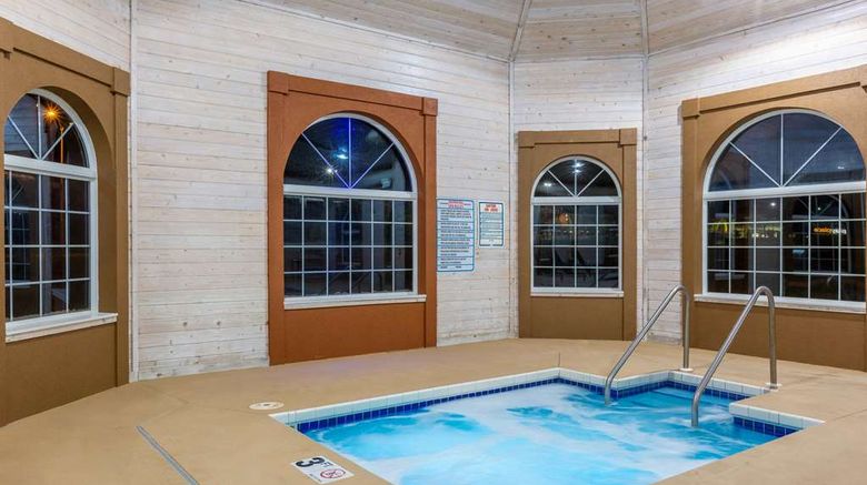 <b>AmericInn by Wyndham Jefferson Pool</b>. Images powered by <a href="https://iceportal.shijigroup.com/" title="IcePortal" target="_blank">IcePortal</a>.