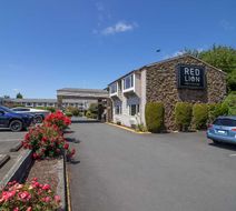 Red Lion Inn & Suites Exterior