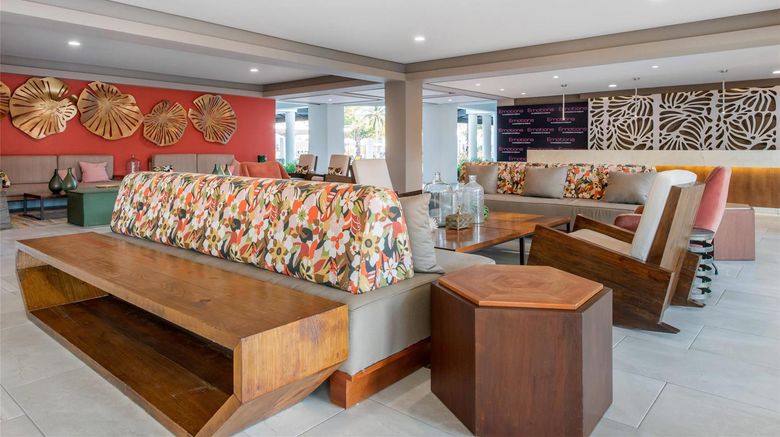 <b>Emotions by Hodelpa Puerto Plata Lobby</b>. Images powered by <a href="https://iceportal.shijigroup.com/" title="IcePortal" target="_blank">IcePortal</a>.