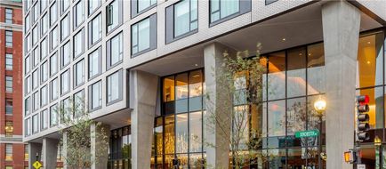 Cambria Hotel Boston Downtown Exterior