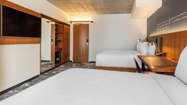 Cambria Hotel Boston Downtown Room