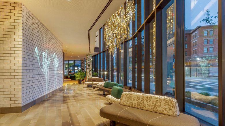 <b>Cambria Hotel Boston Downtown Lobby</b>. Images powered by <a href="https://iceportal.shijigroup.com/" title="IcePortal" target="_blank">IcePortal</a>.