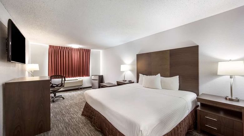 <b>Red Lion Inn & Suites Grants Pass Room</b>. Images powered by <a href="https://iceportal.shijigroup.com/" title="IcePortal" target="_blank">IcePortal</a>.