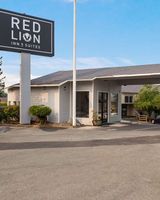 Red Lion Inn & Suites Grants Pass