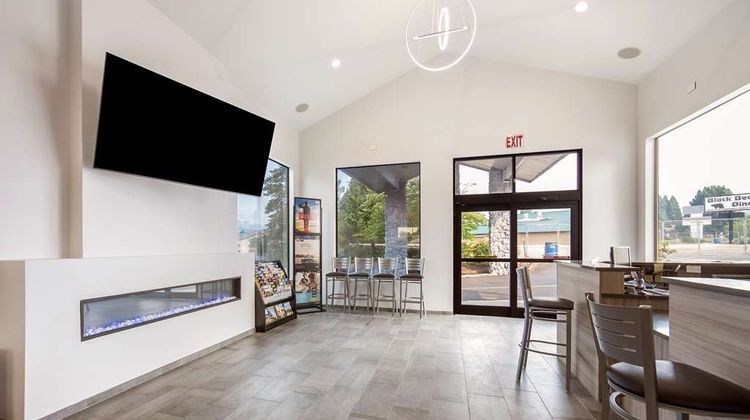 Red Lion Inn & Suites Grants Pass Lobby