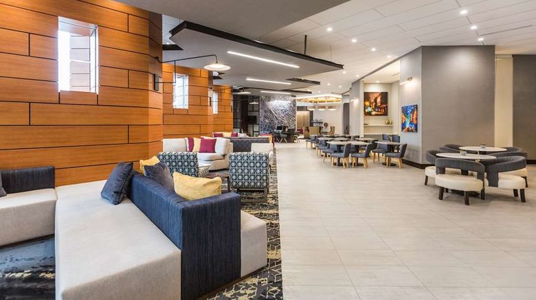 <b>Hyatt Place Greenville Downtown Lobby</b>. Images powered by <a href="https://iceportal.shijigroup.com/" title="IcePortal" target="_blank">IcePortal</a>.