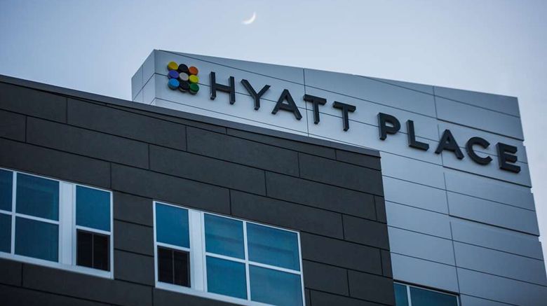 <b>Hyatt Place Greenville Downtown Exterior</b>. Images powered by <a href="https://iceportal.shijigroup.com/" title="IcePortal" target="_blank">IcePortal</a>.
