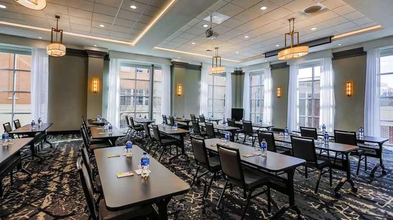 <b>Hyatt Place Greenville Downtown Meeting</b>. Images powered by <a href="https://iceportal.shijigroup.com/" title="IcePortal" target="_blank">IcePortal</a>.
