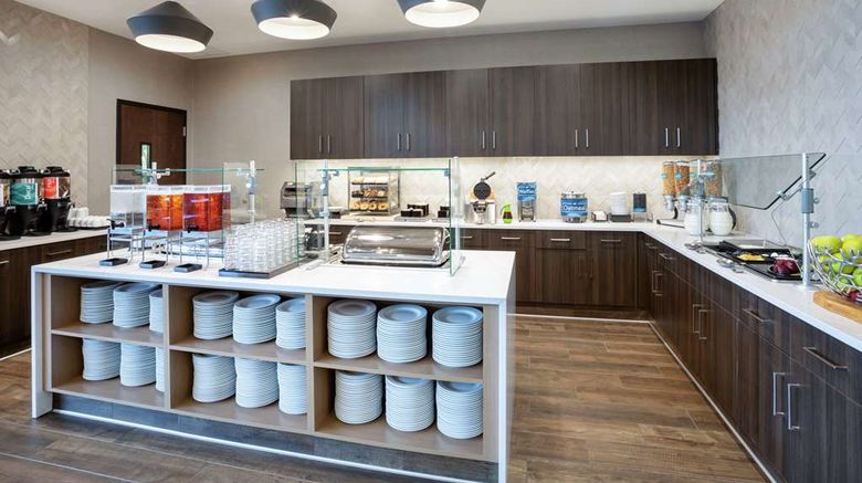 <b>Homewood Suites by Hilton Edina Restaurant</b>. Images powered by <a href="https://iceportal.shijigroup.com/" title="IcePortal" target="_blank">IcePortal</a>.