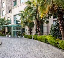 Radisson Hotel Sector 29 Gurugram Exterior