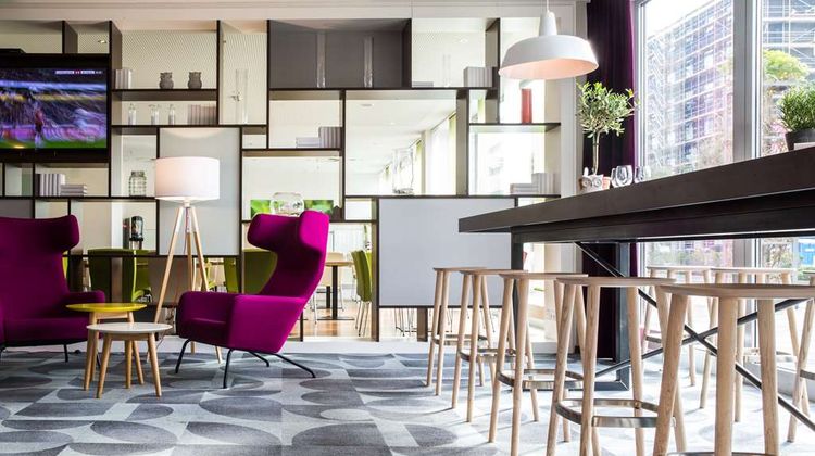 Park Inn Frankfurt Airport Lobby