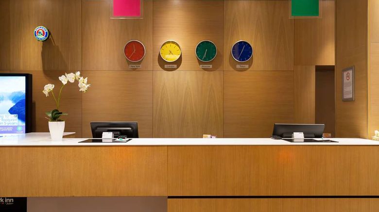 <b>Cosmos Saint-Petersburg Nevsky Hotel Lobby</b>. Images powered by <a href="https://iceportal.shijigroup.com/" title="IcePortal" target="_blank">IcePortal</a>.