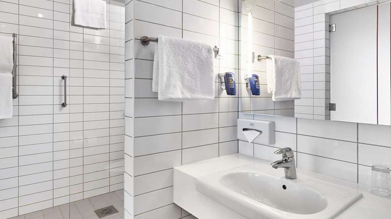 <b>Park Inn Sheremetyevo Airport Suite</b>. Images powered by <a href="https://iceportal.shijigroup.com/" title="IcePortal" target="_blank">IcePortal</a>.
