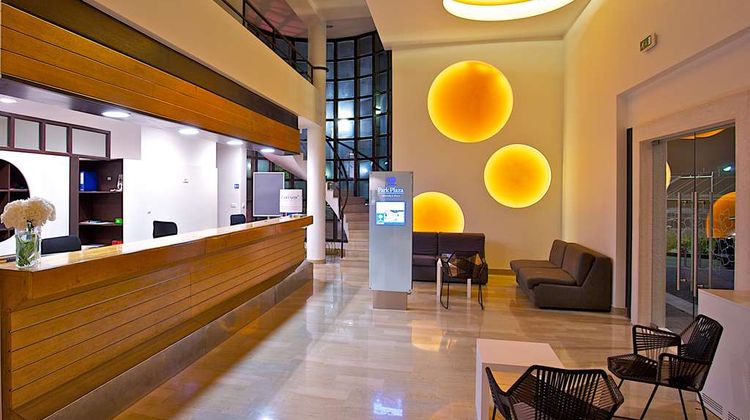 Park Plaza Verudela Pula Lobby