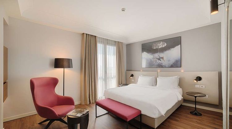 Radisson Blu Hotel, Milan Room