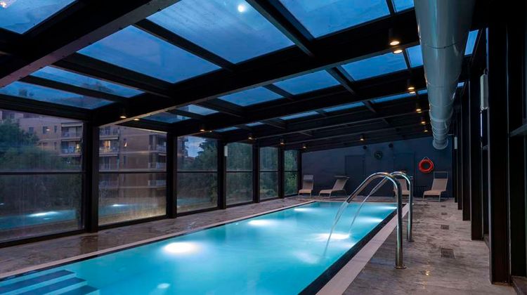 Radisson Blu Hotel, Milan Pool