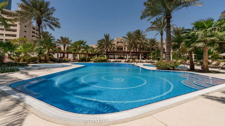 The Diplomat Radisson Blu Hotel Pool