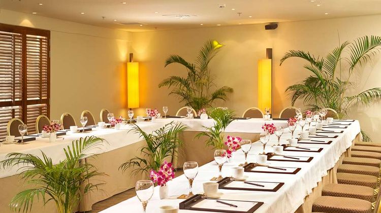 Radisson Blu Water Garden Hotel Dhaka Meeting