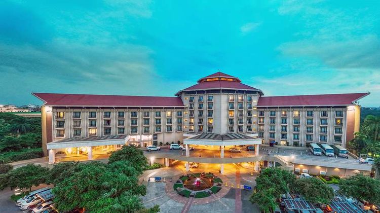 Radisson Blu Water Garden Hotel Dhaka Exterior