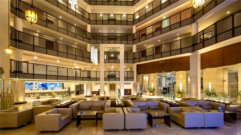 <b>Radisson Blu Water Garden Hotel Dhaka Lobby</b>. Images powered by <a href="https://iceportal.shijigroup.com/" title="IcePortal" target="_blank">IcePortal</a>.