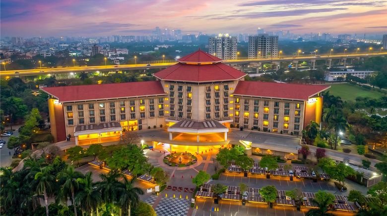 <b>Radisson Blu Water Garden Hotel Dhaka Exterior</b>. Images powered by <a href="https://iceportal.shijigroup.com/" title="IcePortal" target="_blank">IcePortal</a>.