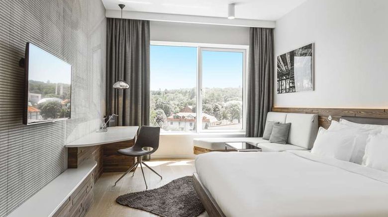 <b>Radisson Collection, Old Mill Belgrade Room</b>. Images powered by <a href="https://iceportal.shijigroup.com/" title="IcePortal" target="_blank">IcePortal</a>.