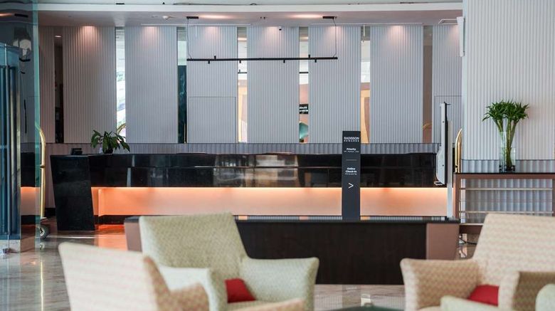 <b>Radisson Hotel Brunei Darussalam Lobby</b>. Images powered by <a href="https://iceportal.shijigroup.com/" title="IcePortal" target="_blank">IcePortal</a>.