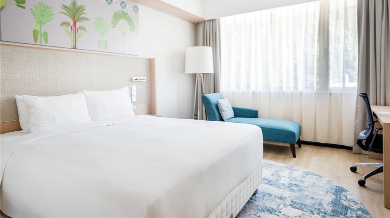 <b>Radisson Hotel Brunei Darussalam Room</b>. Images powered by <a href="https://iceportal.shijigroup.com/" title="IcePortal" target="_blank">IcePortal</a>.