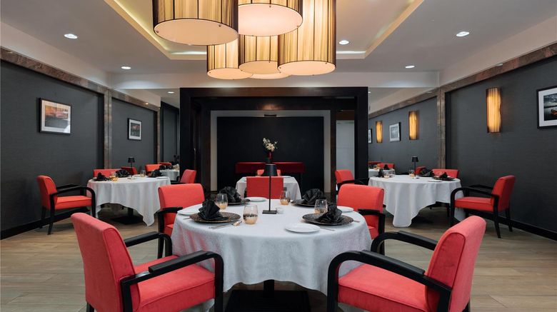<b>Radisson Hotel Brunei Darussalam Restaurant</b>. Images powered by <a href="https://iceportal.shijigroup.com/" title="IcePortal" target="_blank">IcePortal</a>.