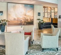 Radisson Hotel Brunei Darussalam Lobby