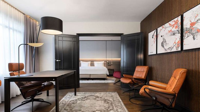 <b>Radisson Collection Grand Place Brussels Suite</b>. Images powered by <a href="https://iceportal.shijigroup.com/" title="IcePortal" target="_blank">IcePortal</a>.