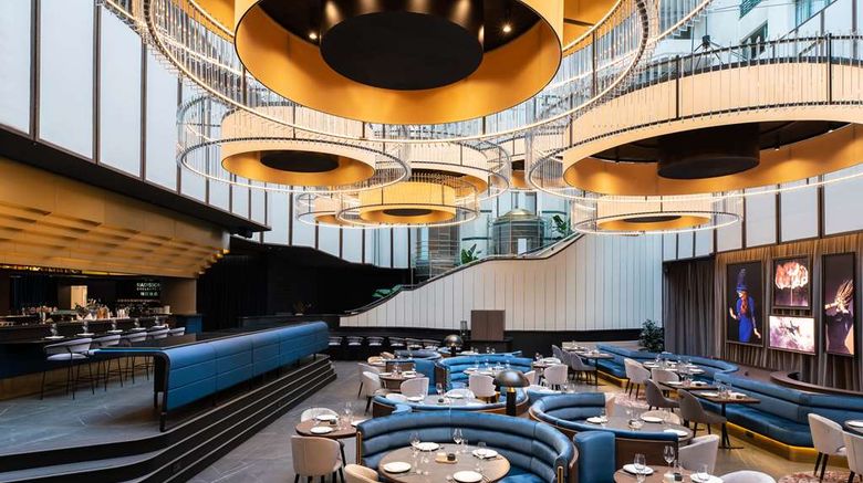 <b>Radisson Collection Grand Place Brussels Restaurant</b>. Images powered by <a href="https://iceportal.shijigroup.com/" title="IcePortal" target="_blank">IcePortal</a>.