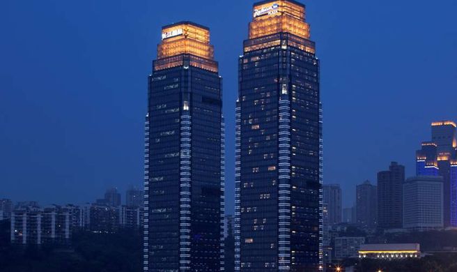 Radisson Blu Plaza Chongqing Exterior